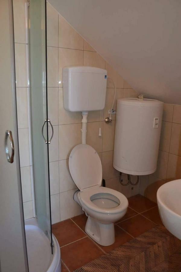 Guest House Bole Vinci Kültér fotó